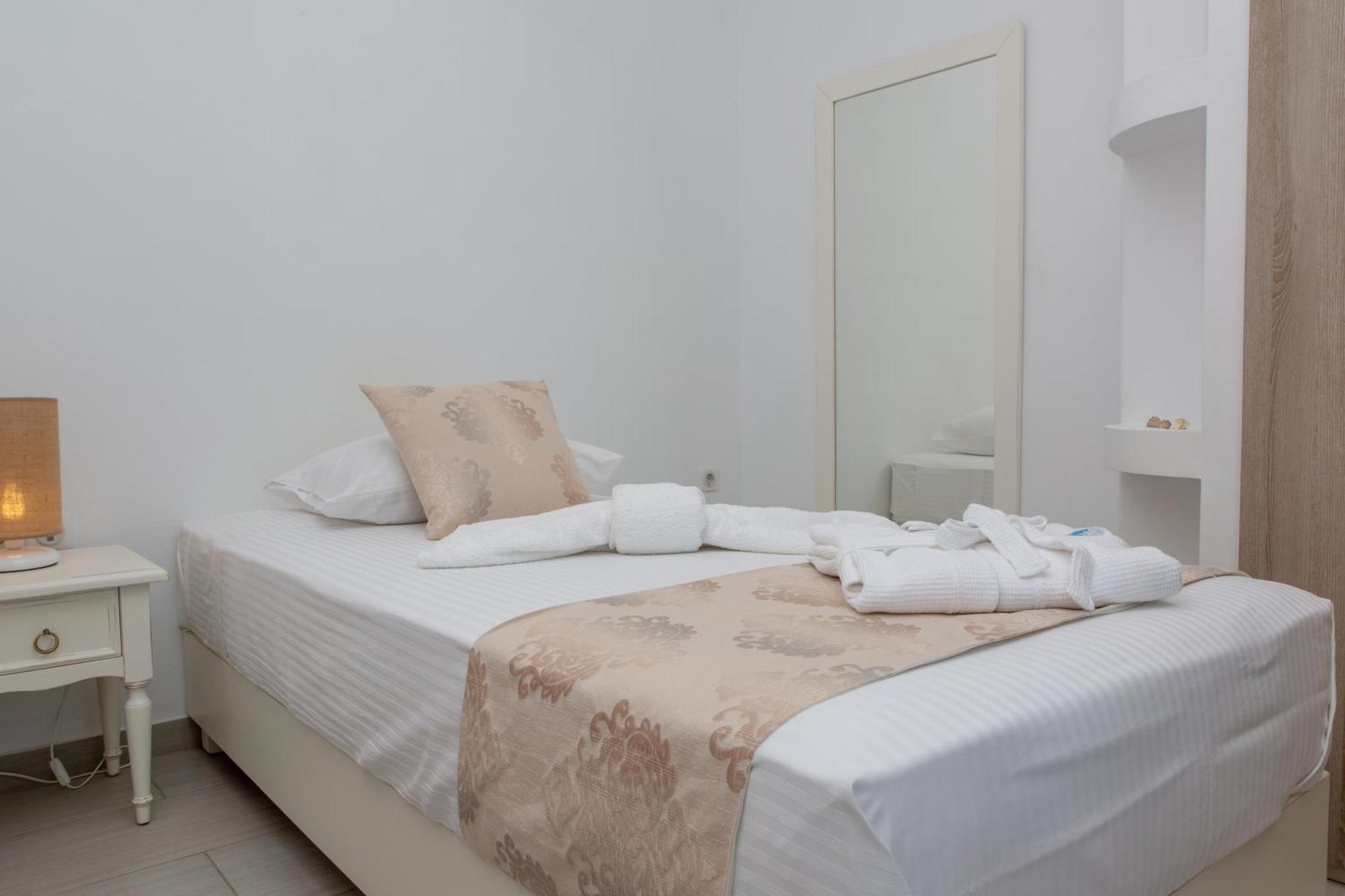 Pirgaki  Sun And Moon Villas חדר תמונה